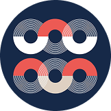 Logotipo geométrico abstracto con ondas circulares y anillos entrelazados en tonos coral, blanco y beige sobre un fondo azul oscuro.